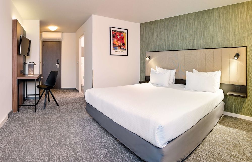 Best Western Hotel Wavre Superior Room, 1 King Bed, Non Smoking 7