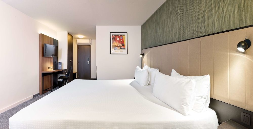 Best Western Hotel Wavre Superior Room, 1 King Bed, Non Smoking 4