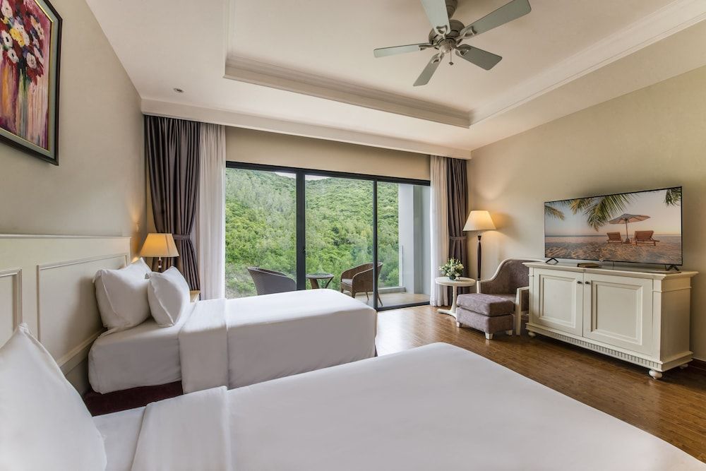 Deluxe Twin Bed