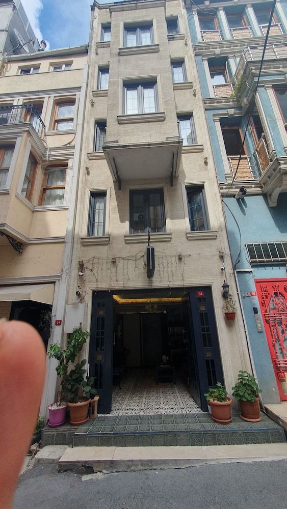 undefined A Plus Residence 4