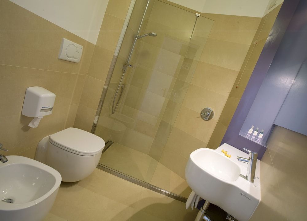 undefined Hotel Emilia 8