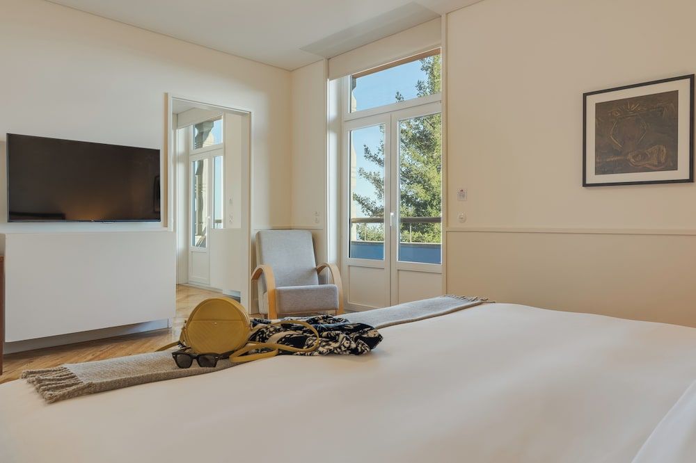 Pousada da Serra da Estrela - Historic Hotel Family Room (Superior)