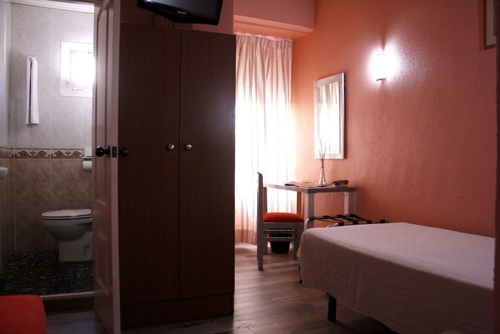 Hotel Universal Murcia Standard Single Room, 1 Twin Bed 3