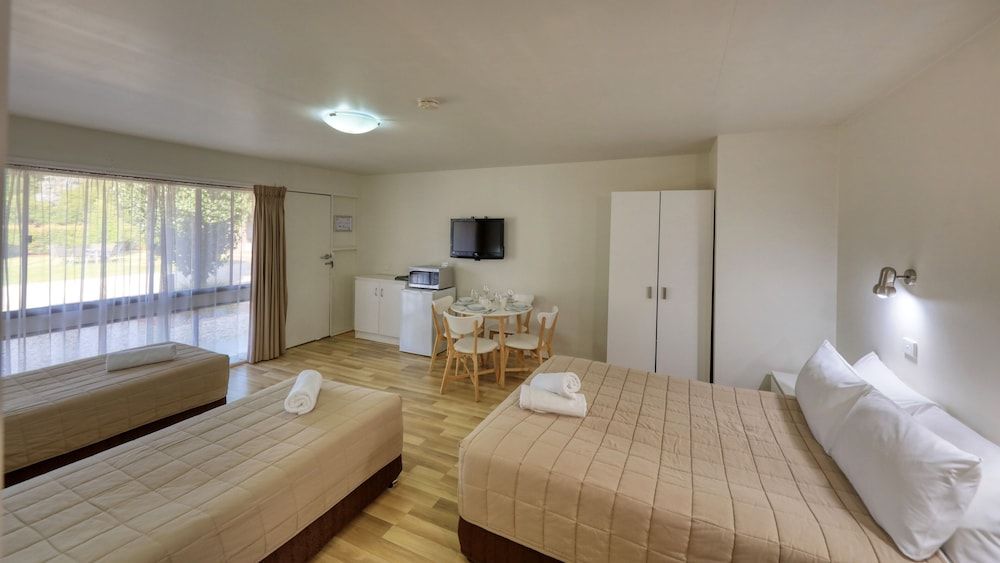 Motel Meneres Family Room 2