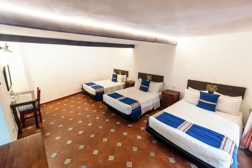 Hotel Hacienda Monteverde San Miguel de Allende Family Room 8