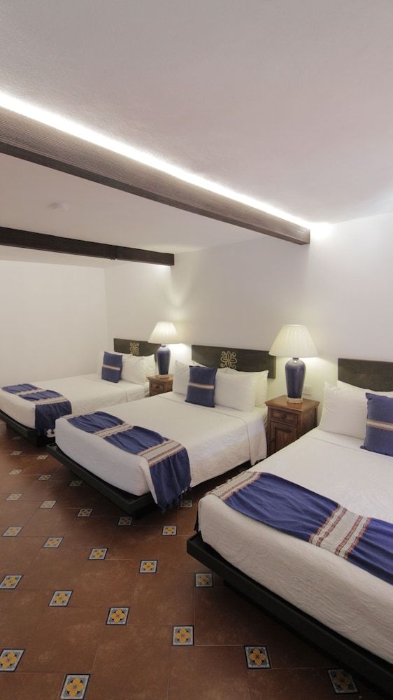 Hotel Hacienda Monteverde San Miguel de Allende Family Room 7