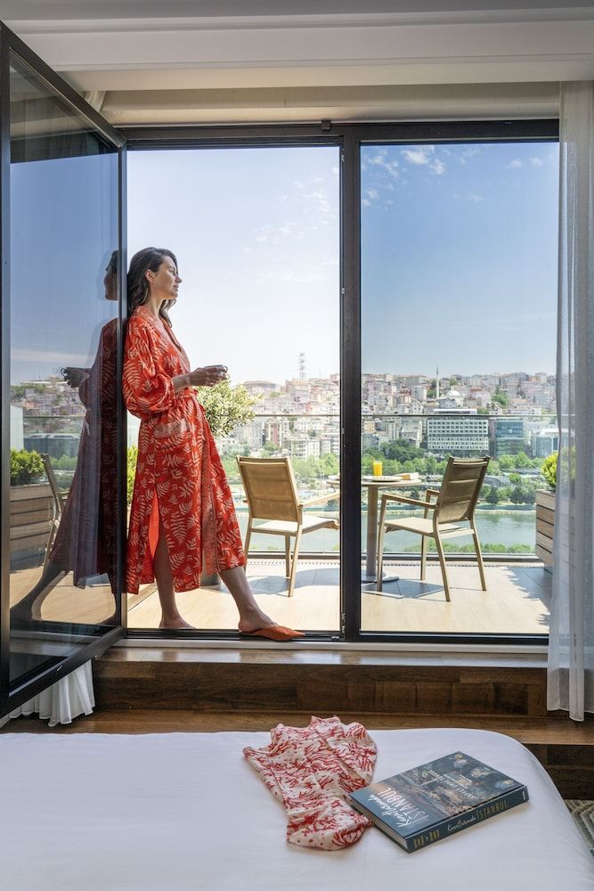 Premium Room, 1 Queen Bed, Sea View