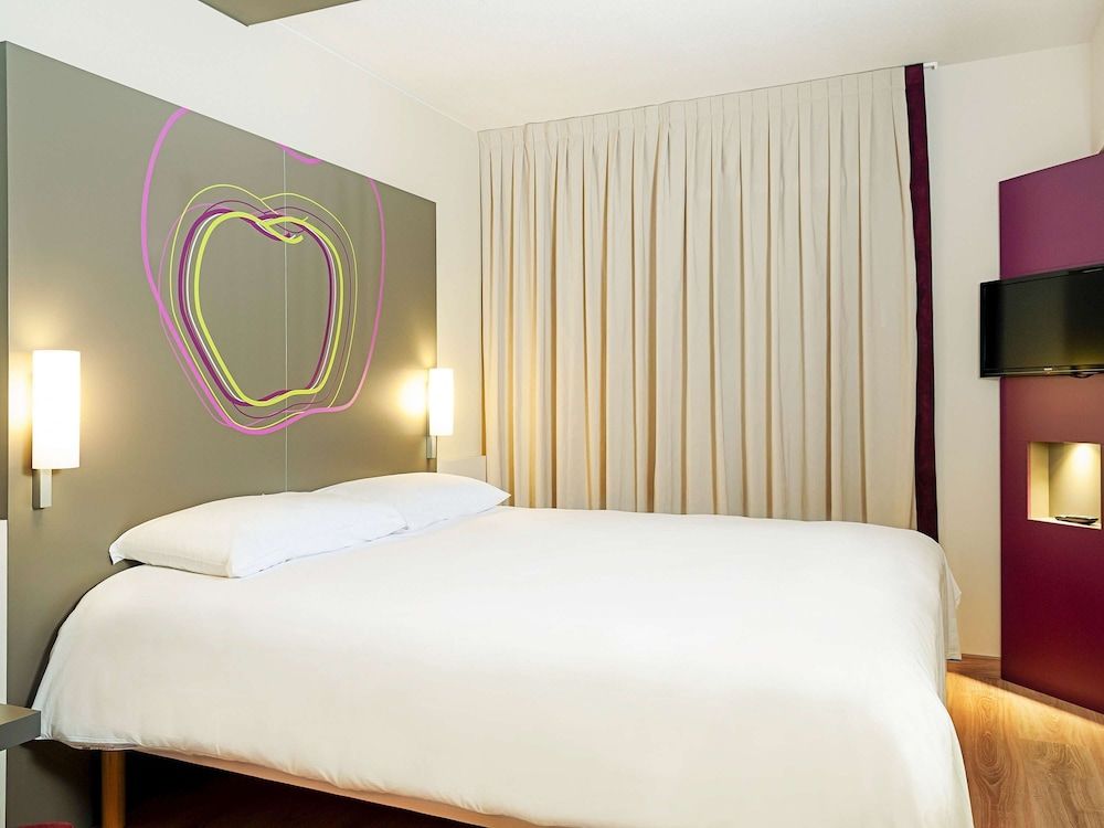 ibis Styles Lleida Torrefarrera Standard Room, 1 Double Bed 4