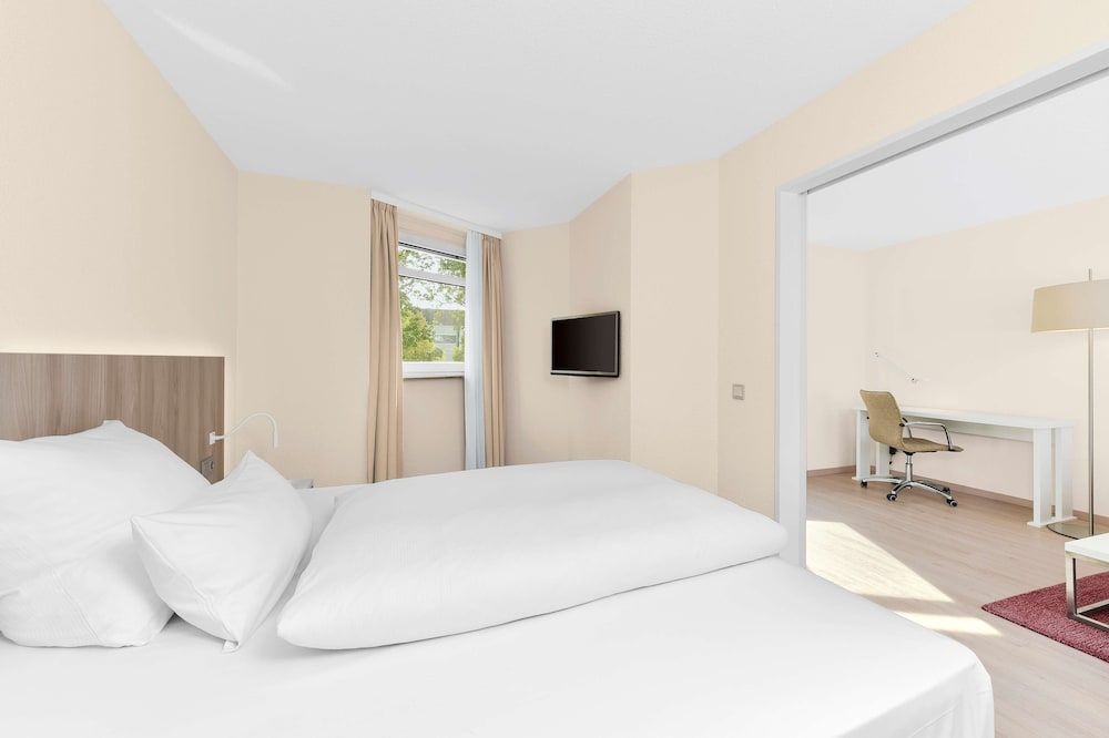 Suite (Extra Bed 2 adults + 2 children)