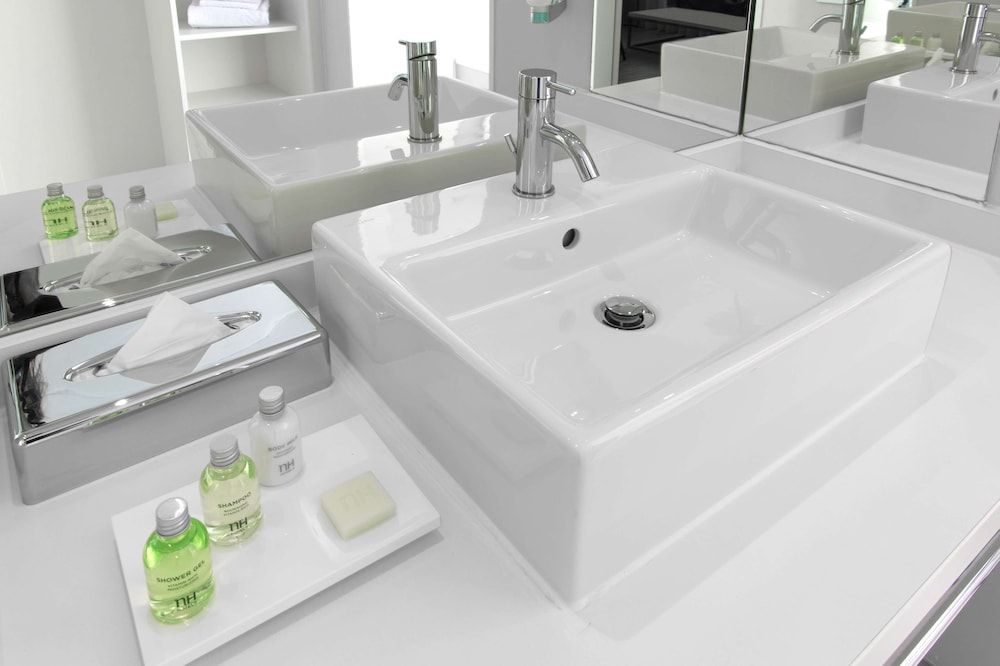 NH Fürth Nürnberg Suite with View (extra bed 3 adults) 8