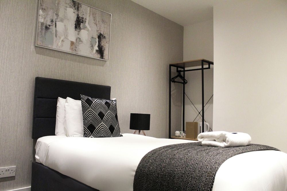 Single Room, Ensuite (No Window)