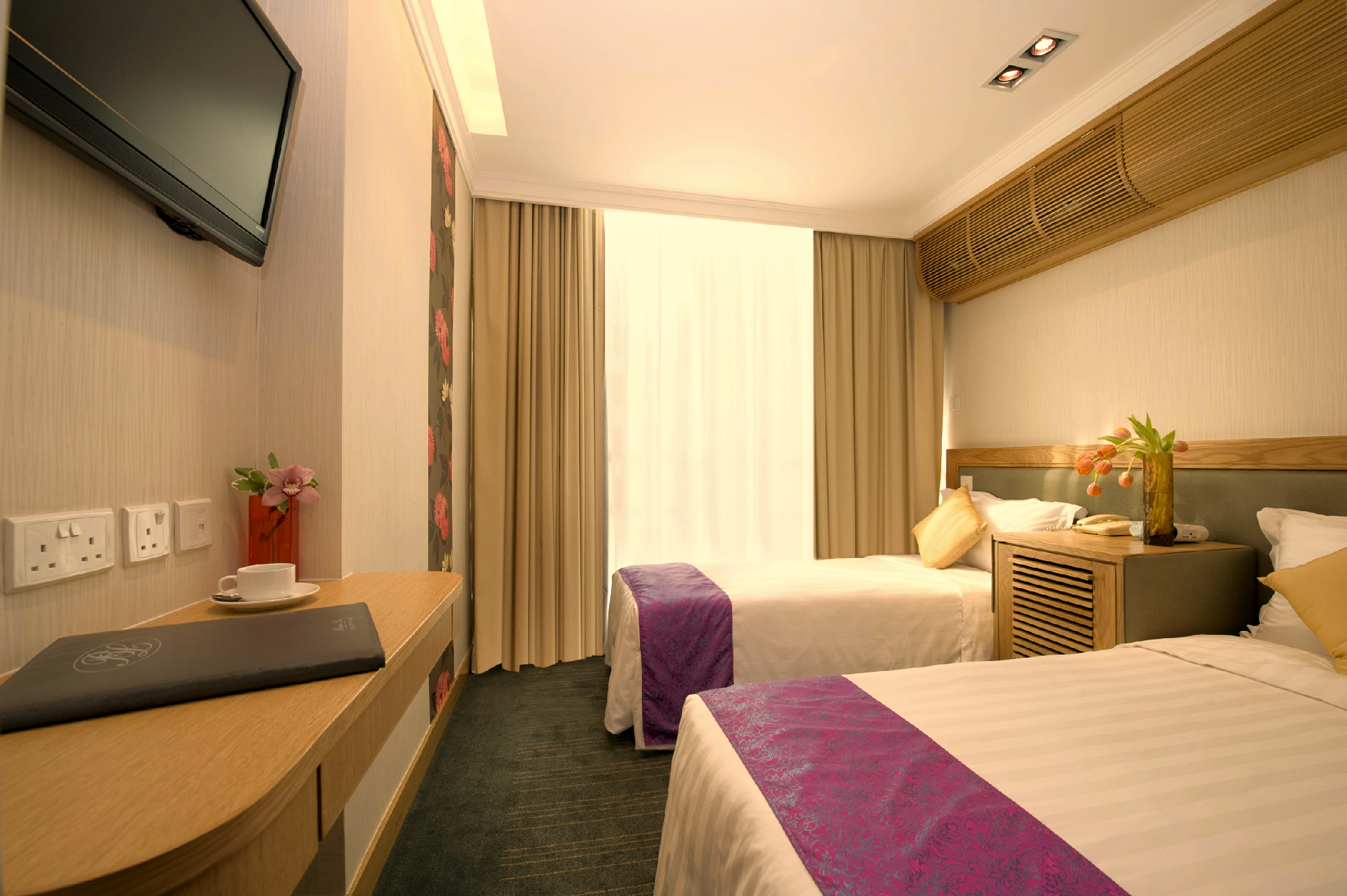 Bishop Lei International House Standard Double Room 2
