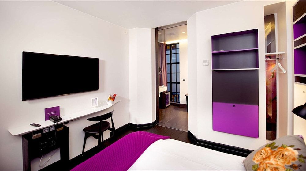 Hotel No13 Standard Room, 1 Queen Bed