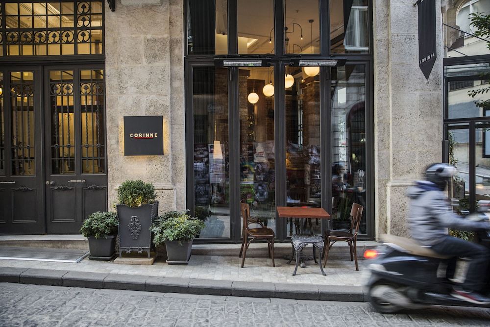 undefined Corinne Art & Boutique Hotel 9