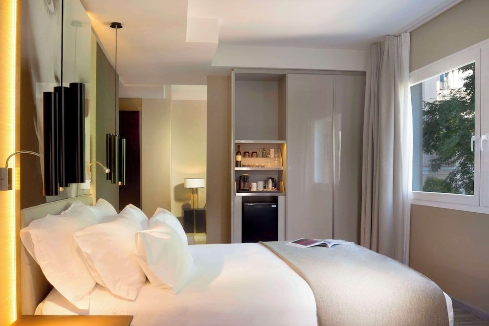 undefined NH Collection Madrid Suecia 9