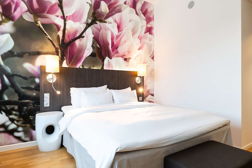 Standard Room, 1 Queen Bed, Non Smoking
