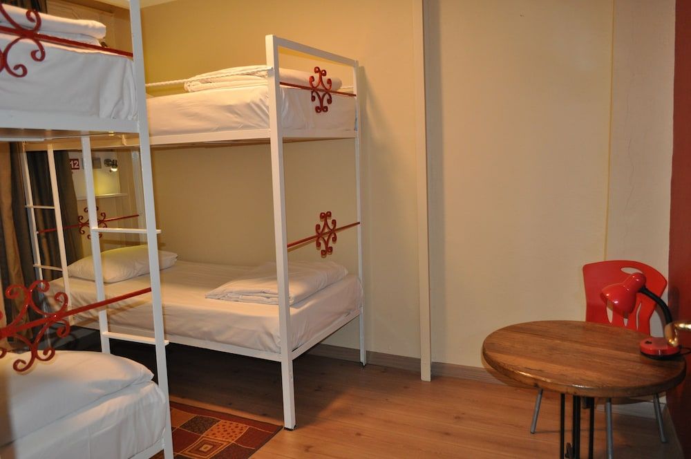 Antique Hostel & Guesthouse Shared Dormitory, Mixed Dorm, Shared Bathroom (Basement) 18