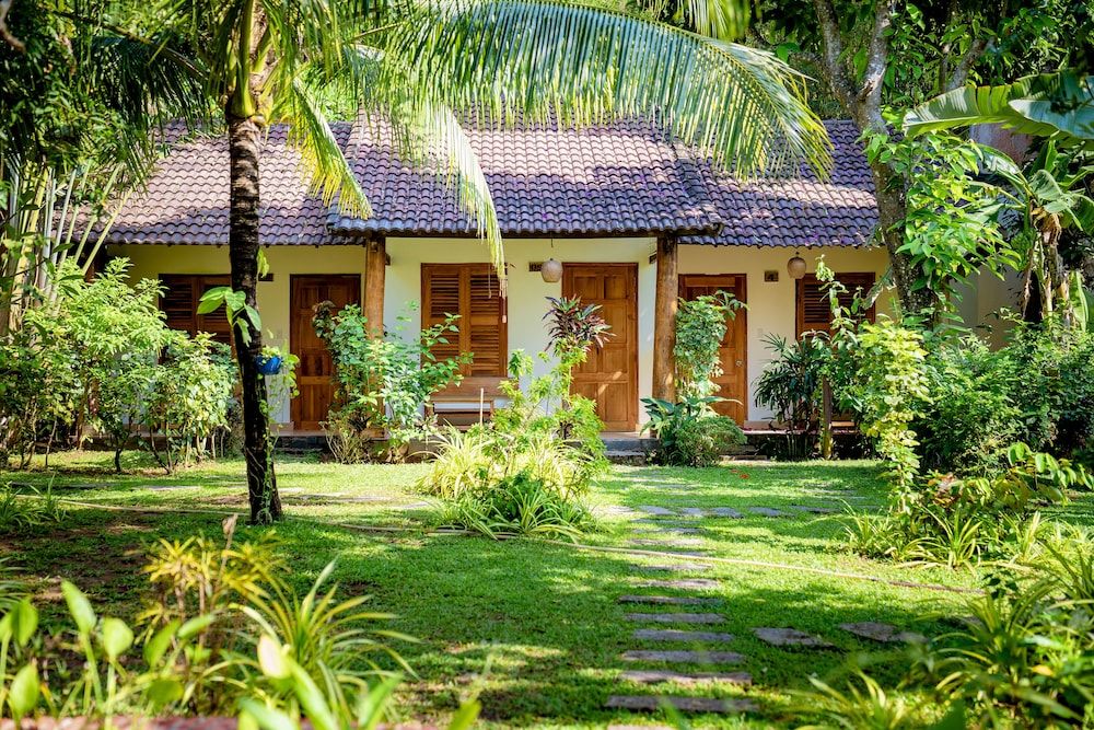 undefined La Mer Resort 8