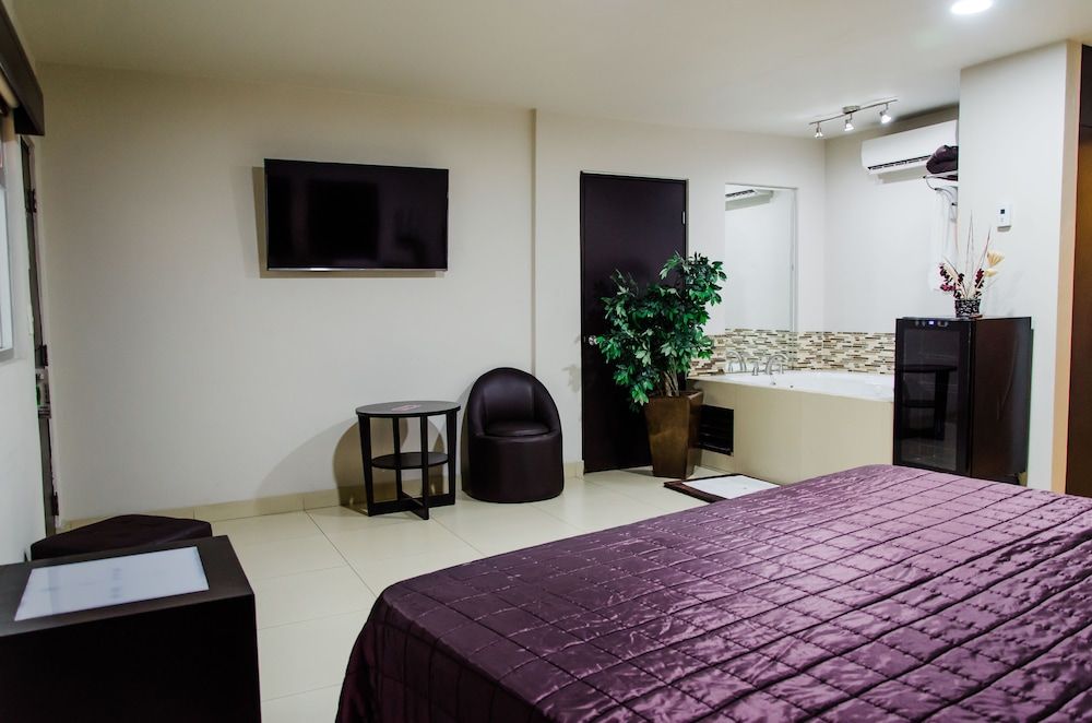 Hotel Velario Suite (Jacuzzi) 5