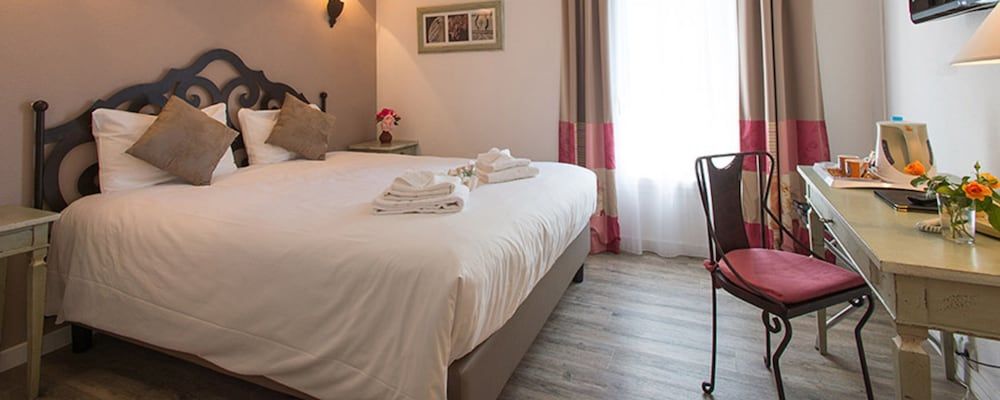 Standard Room, 1 Queen Bed, Non Smoking