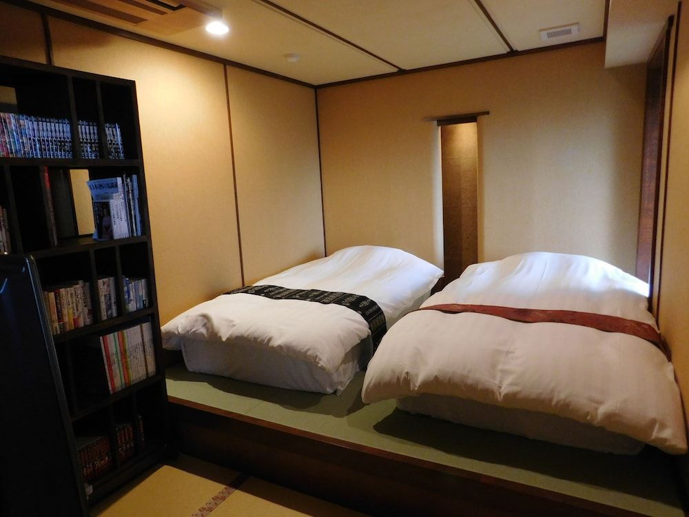 J/W Room,Sengoku-MainB-including Kaiseki dinner and Japanese set breakfast(both with fish & seafood)