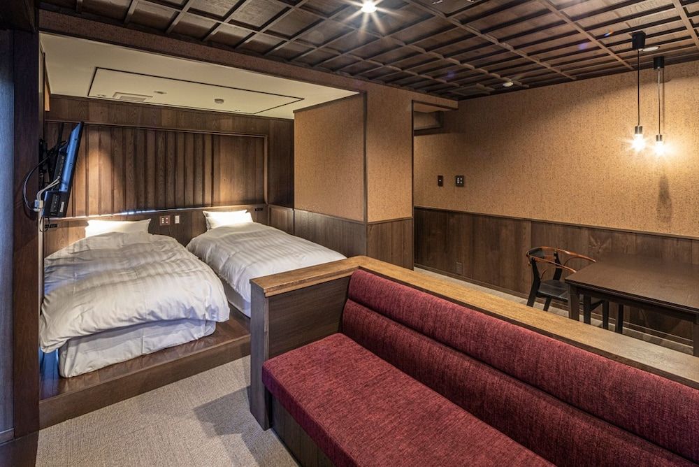 *J-Modern,Ashigara-MainB-including Kaiseki dinner & Japanese set breakfast (both with fish&seafood)
