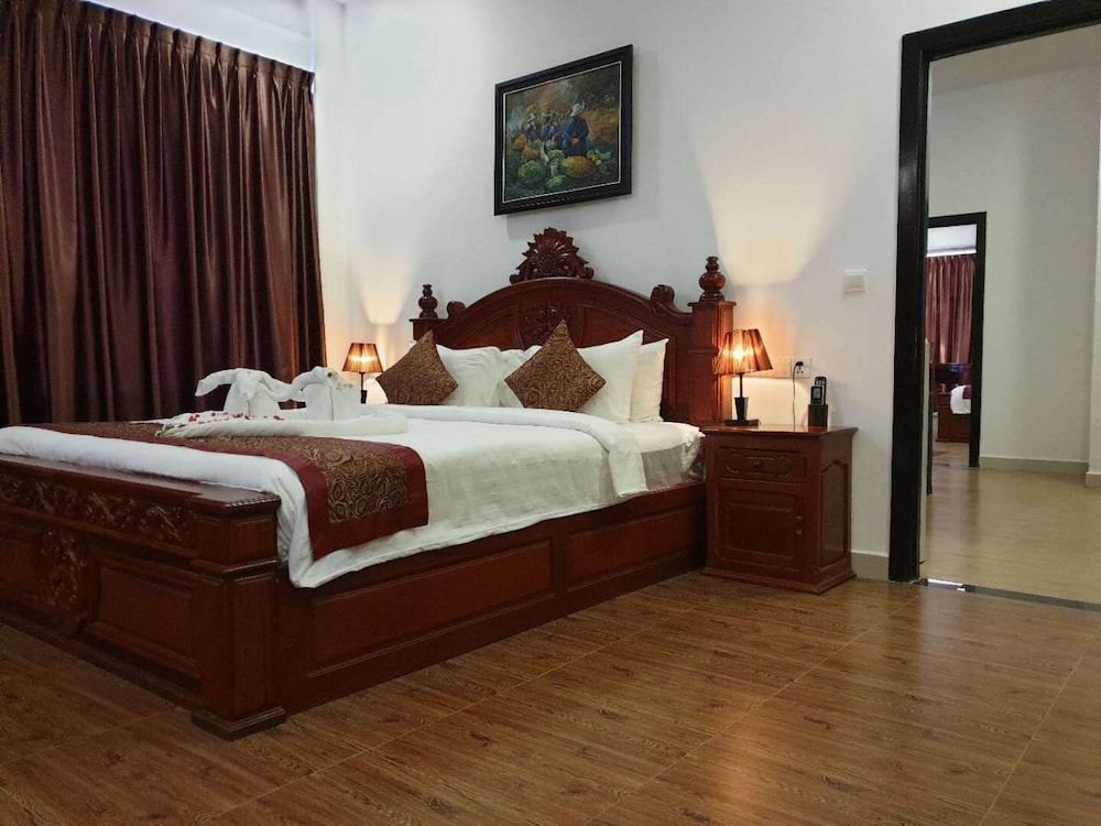 Royal Room