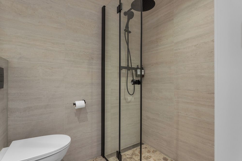 Alva Hotel Brautarholt Economy Double Room, Private Bathroom 7