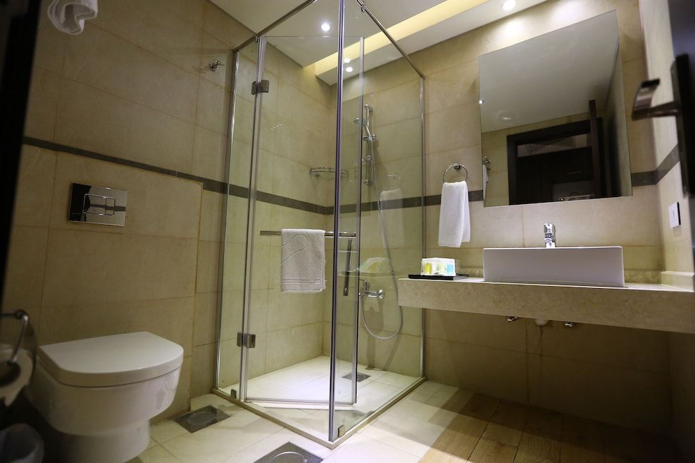 Jounieh Suites Hotel Suite, 2 Bedrooms 6