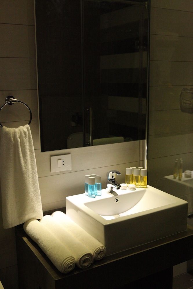 Jounieh Suites Hotel Suite, 2 Bedrooms 7