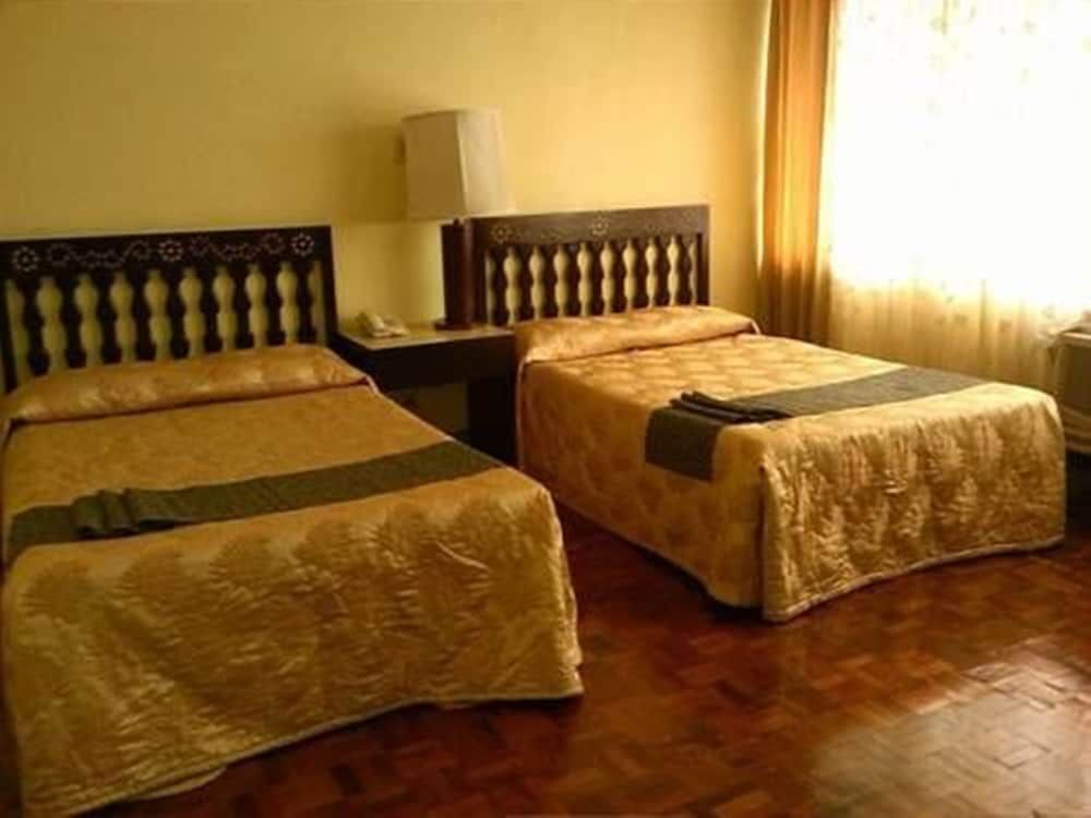 Manila Manor Hotel Classic Superior Room