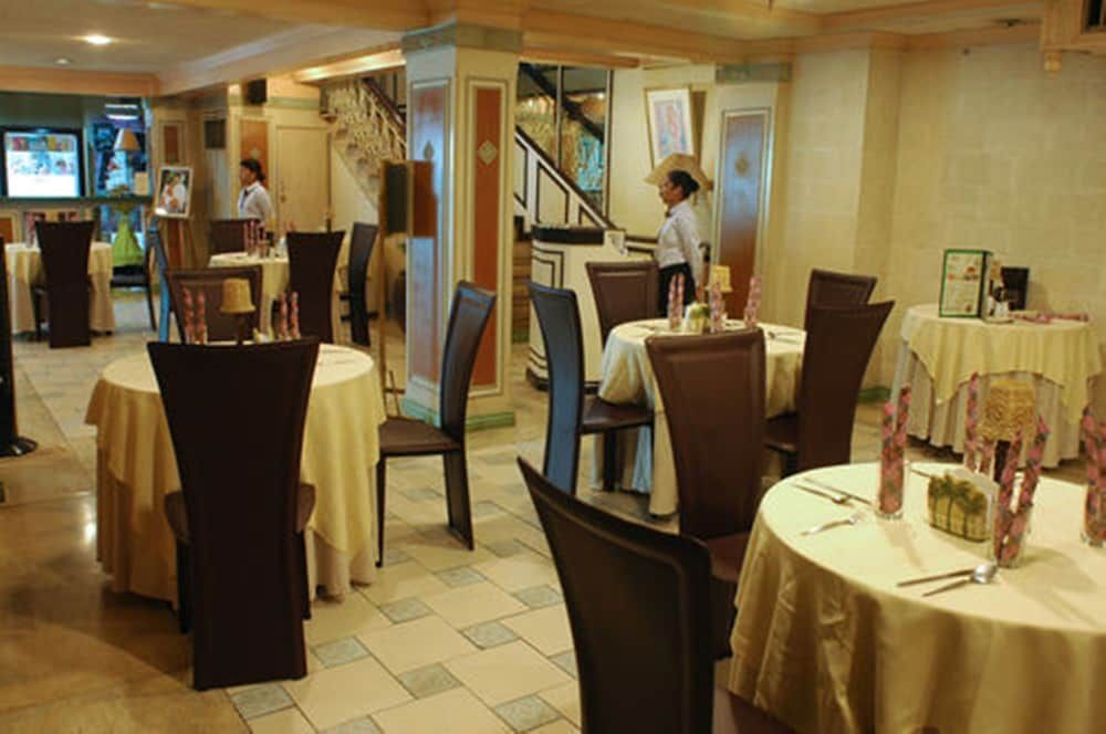 undefined Manila Manor Hotel 6