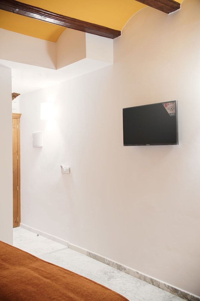 Hotel Ad Hoc Carmen Double Room 3