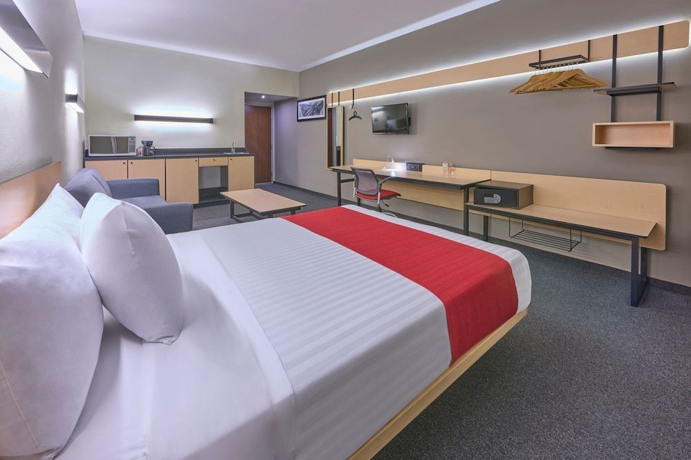 undefined City Express Plus by Marriott Ciudad de México Patio Universidad 2