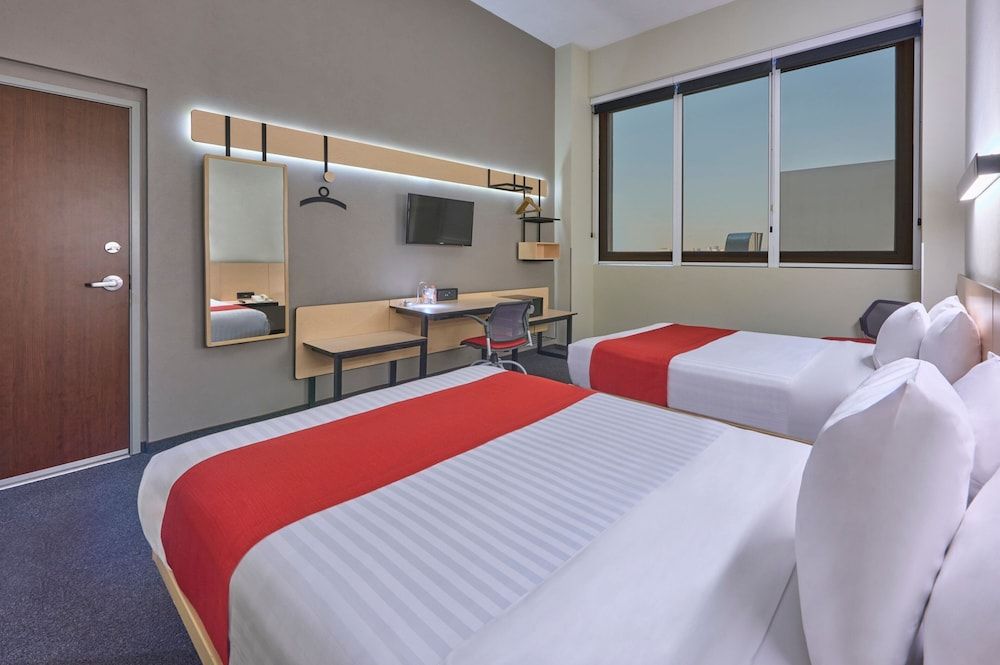 City Express Plus by Marriott Ciudad de México Patio Universidad Room, 2 Double Beds, Non Smoking 4
