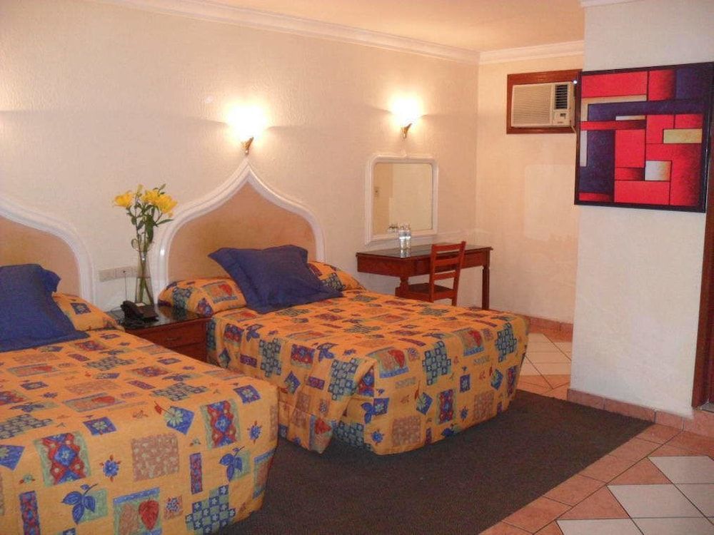 Hotel Corintios