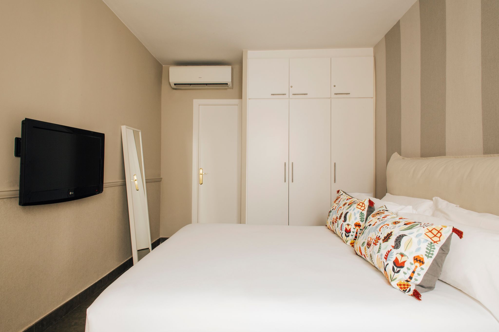 undefined Barcelona Apartment Val 3