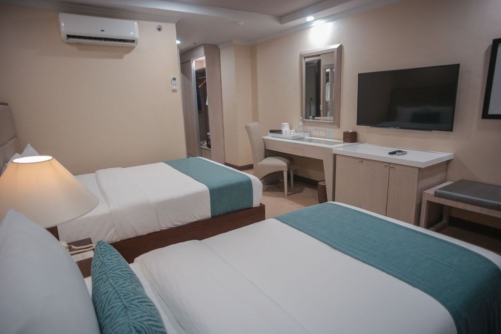 Boracay Mandarin Island Hotel Deluxe 7