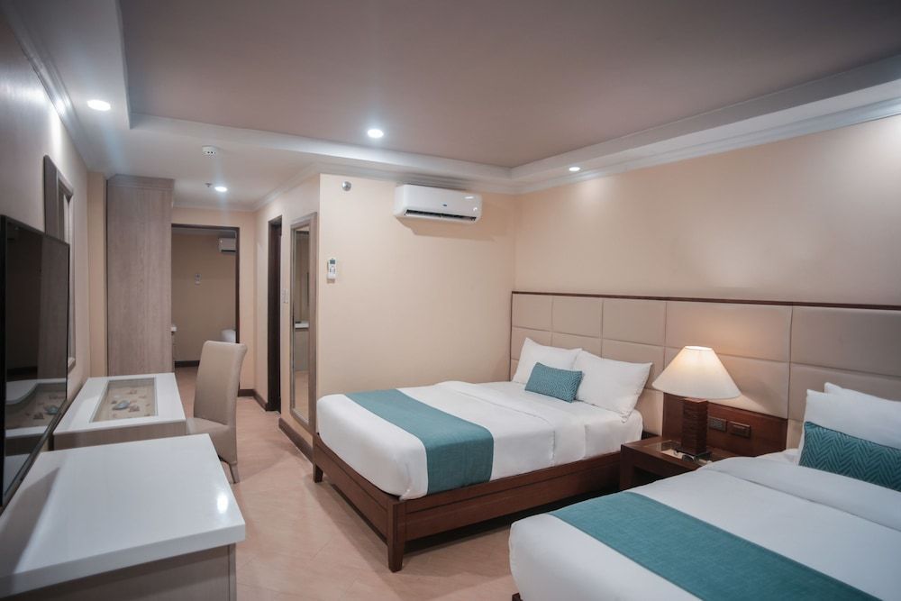 Boracay Mandarin Island Hotel Deluxe 6