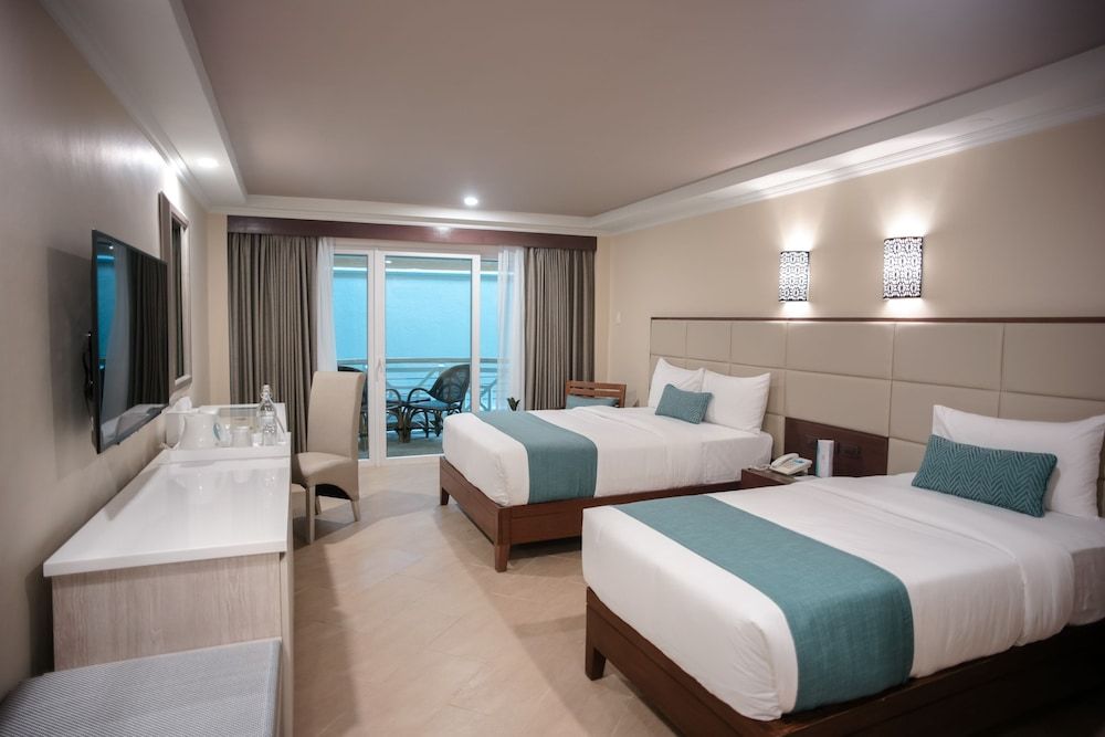 Boracay Mandarin Island Hotel Deluxe