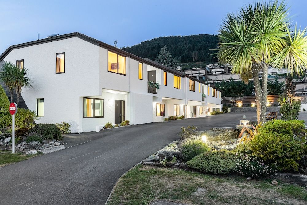 undefined Amity Serviced Apartments 2