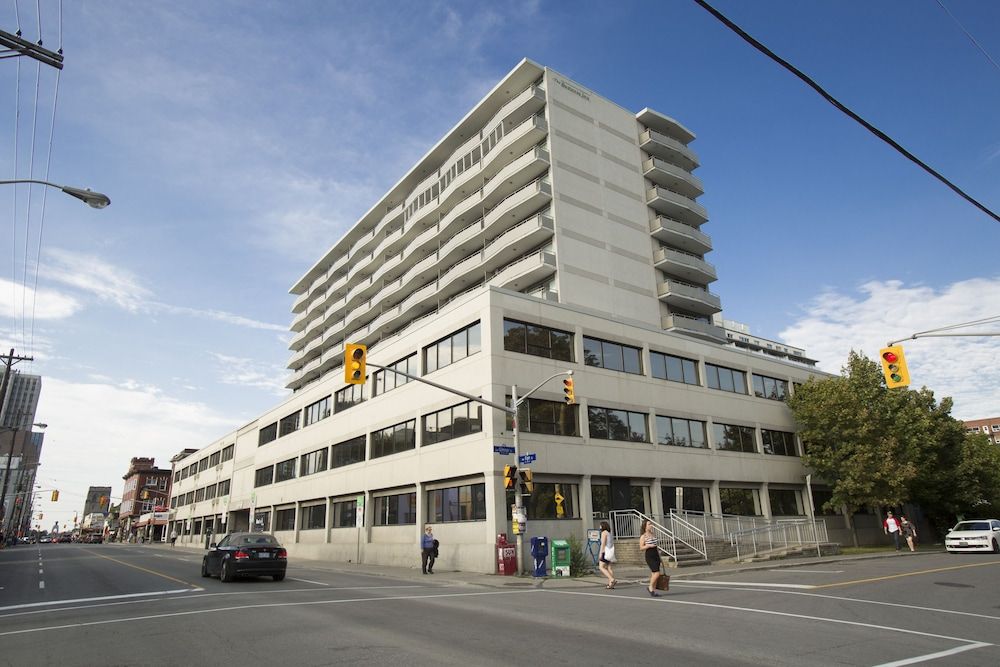 undefined The Business Inn 2