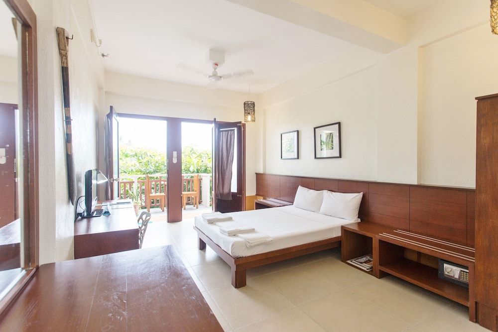 Agos Boracay Rooms + Beds Superior Double Room 6