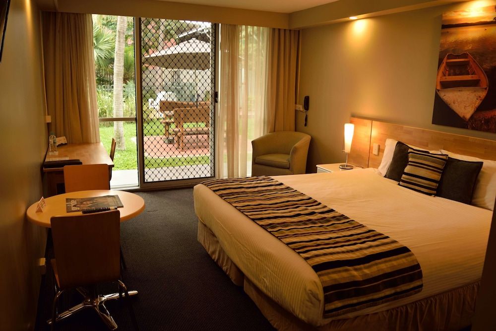 Motel 98 Executive Room, 1 King Bed 2