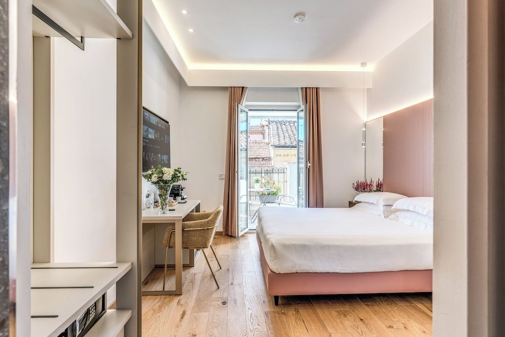 undefined Relais Trevi 95 Boutique Hotel 2