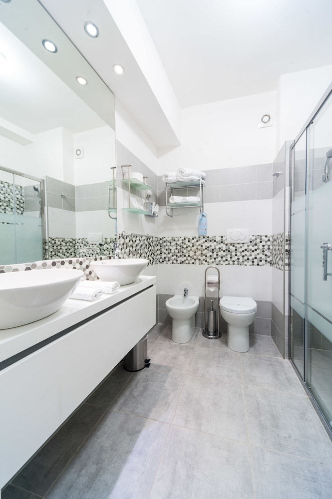 Relais Trevi 95 Boutique Hotel Deluxe Double Room, City View 15