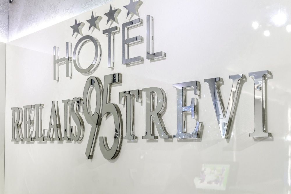 undefined Relais Trevi 95 Boutique Hotel 8
