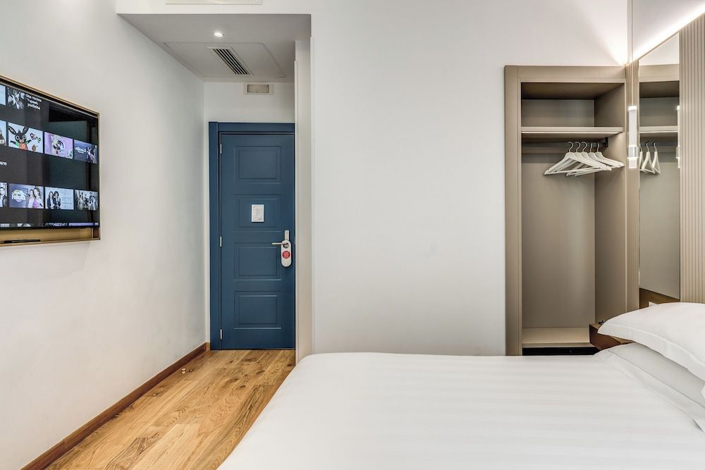 Relais Trevi 95 Boutique Hotel Superior Double Room, City View 4