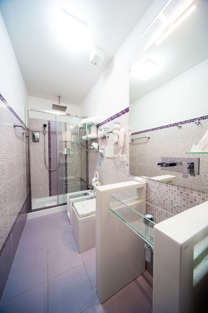 Relais Trevi 95 Boutique Hotel Deluxe Double Room, City View 12