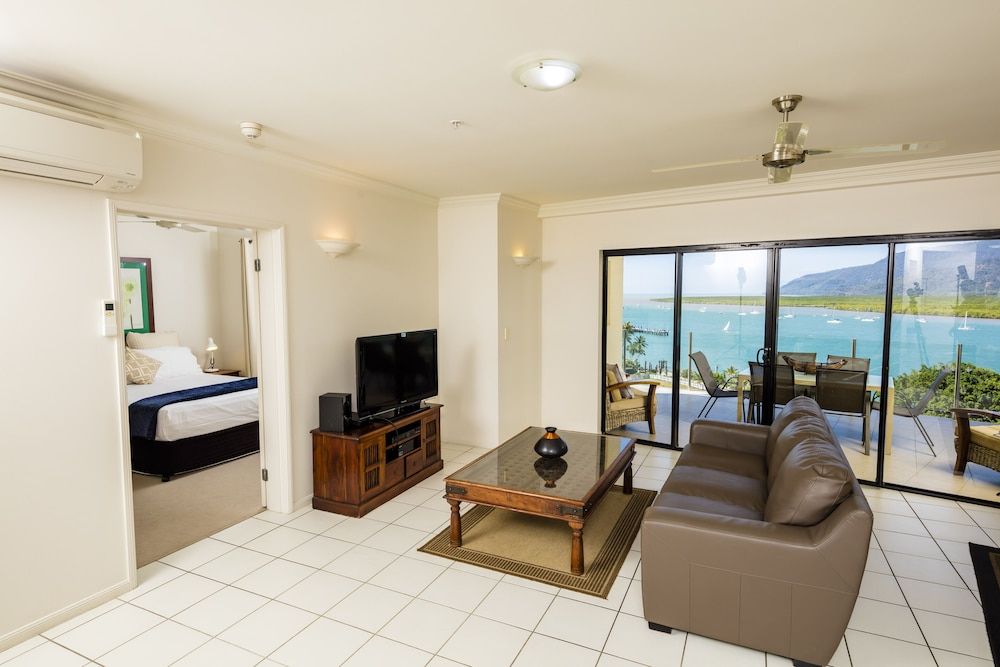 undefined Jack & Newell Holiday Apartments 10